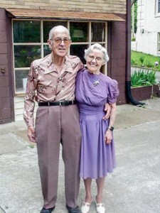 Mom and Dad on their 61st wedding anniversary, Hendersonville, Tennessee.  May 5, 2001.